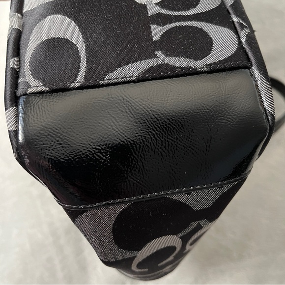 Authentic Coach Gallery Signature 3 Color Lurex Tote Bag - Black/Gray/Silver - Picture 9 of 12